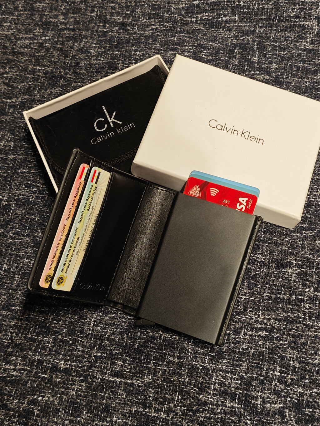 CALVIN KLIEIN CARD HOLDER